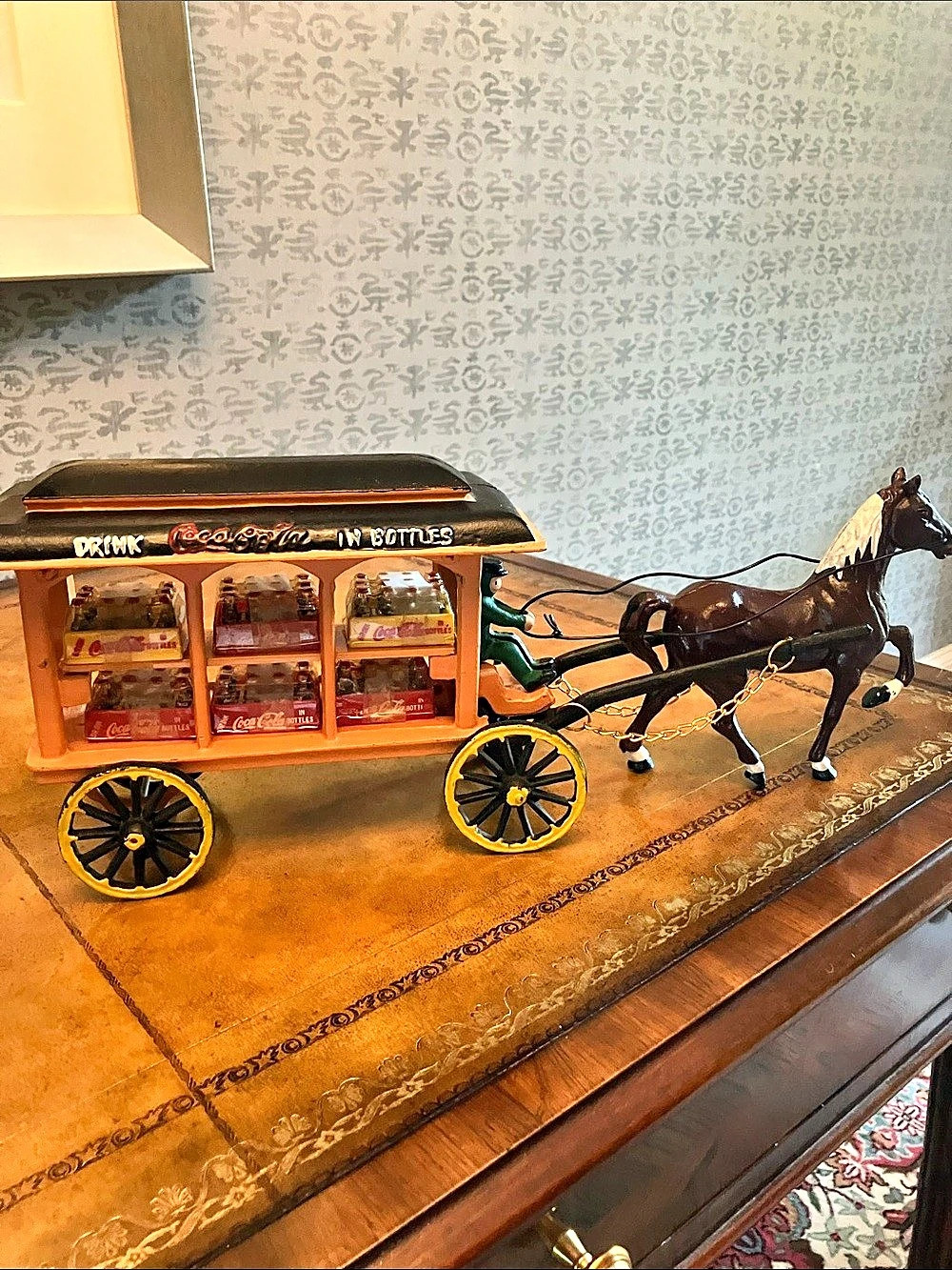 Coca-Cola Cast Iron Horse Drawn Coca-Cola Delivery Wagon Delivery Wagon Decor